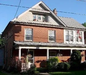 Hotel Campbell House Weston, Toronto