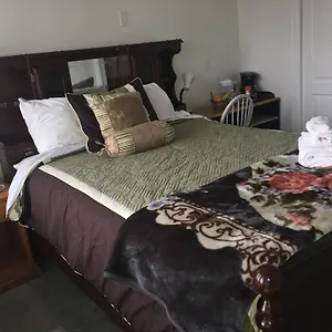 White House 2*, Vancouver Canada