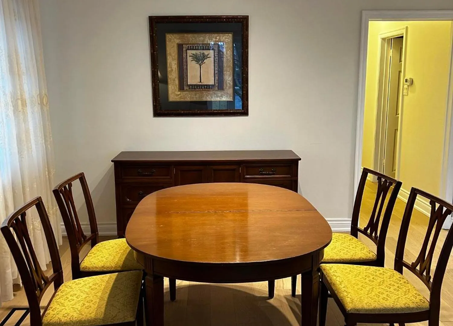 Guest house Peaceful Cosy Room With Garden View, Private Parking Toronto Canada